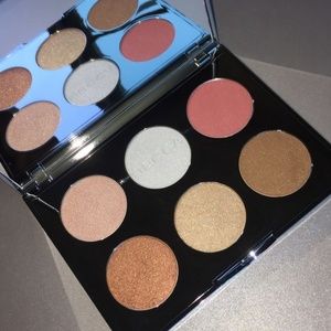 💋🌟BECCA Aprés Glow Collection Face Palette